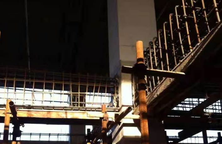忻州一厂房梁柱截面加大施工